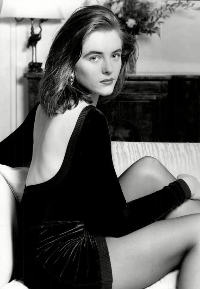 英国女星伊丽莎白·赫利：美貌与才华并重的楷模！