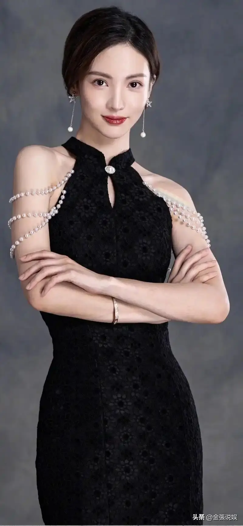 金晨鼻子翻车 高清镜头暴露疤痕 网友质疑演技外貌_女明星脸上有疤痕