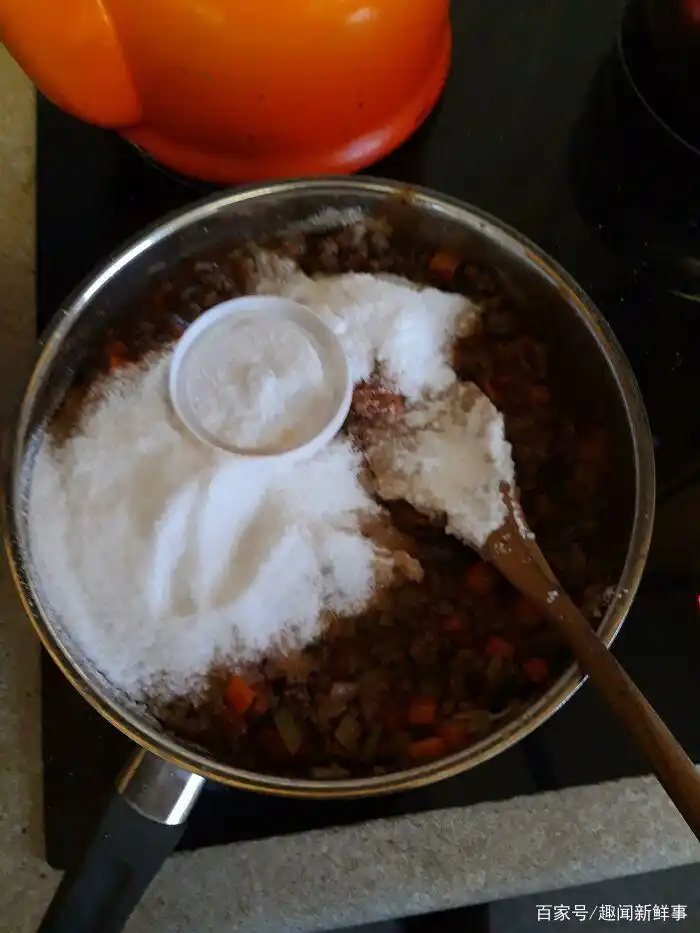 烤箱食物失败案例_明星黑暗料理图片大全高清,_煮鸡蛋爆炸